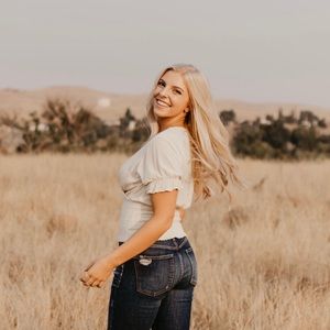 Meet your Posher, Hannah